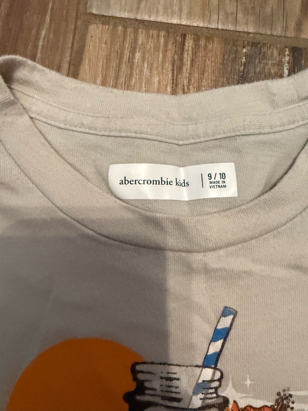 Abercrombie Kids Star Wars Graphic Tee - Picture 2 of 2